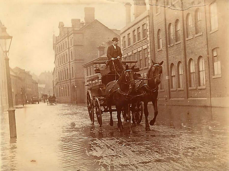 Floods in Mill Street, Kidderminster somewhere between 1882 and 1915