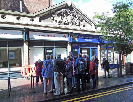 William Forsyth's frieze depicting hop pickers located in theSansome Street, Worcester